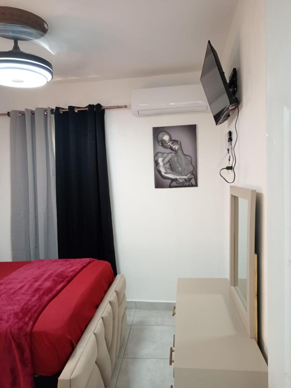 Apartamentos De 1 2 Y 3 Habitaciones Santiago De Los Caballeros Εξωτερικό φωτογραφία
